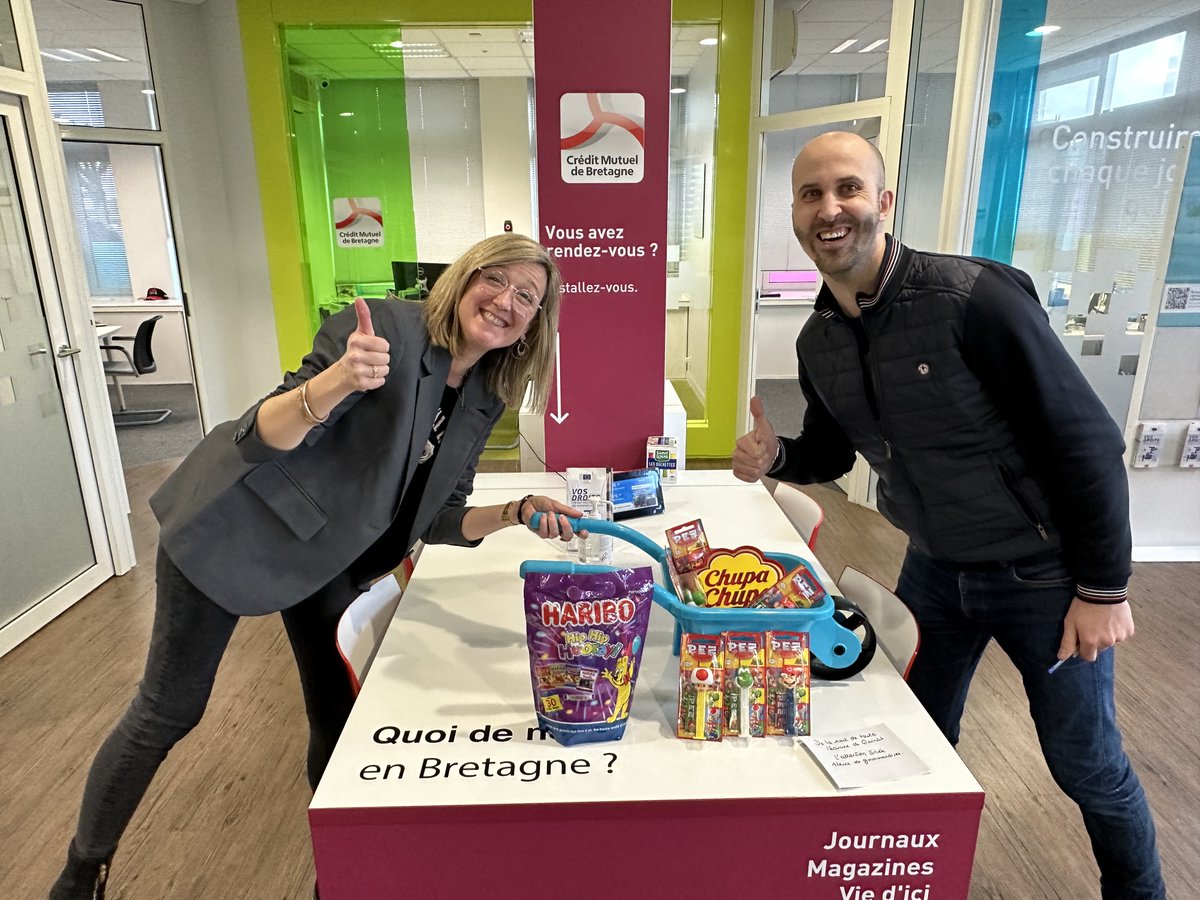 Quelle belle surprise de la part de la <a href="/CcmQuintin/">CMB Quintin</a>.
Une belle attention sincère sur le thème de Mario.
Bravo à vous mais ce n'est pas très sympa pour la préparation de notre bodysummer 🤣. Bon weekend à tous. #CASHBACK <a href="/CMBretagne/">CMBretagne</a>  <a href="/cmarkea/">Crédit Mutuel Arkéa</a> <a href="/CreditDd22/">Crédit Mutuel DD22</a> <a href="/DirCoCMB/">Direction Commerciale CMB</a> <a href="/CmbDirco/">CMB DIRCO DIGITAL</a>