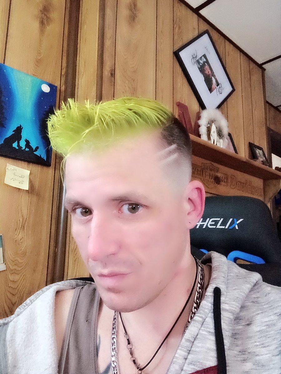 LONEWOLFanCUB's tweet photo. #kick #greenhaircolor sub challenge complete! Stop by later today @kick https://t.co/mNcsAHj975 @5pm EST and join the #community fun ! @KickStreamers @kickstreamingco @thekickstory @KickStream_TV @OfficalKickArmy @KickPack @KickTakeover @KickHelpers #kickstreaming https://t.co/JF5bveJx9b