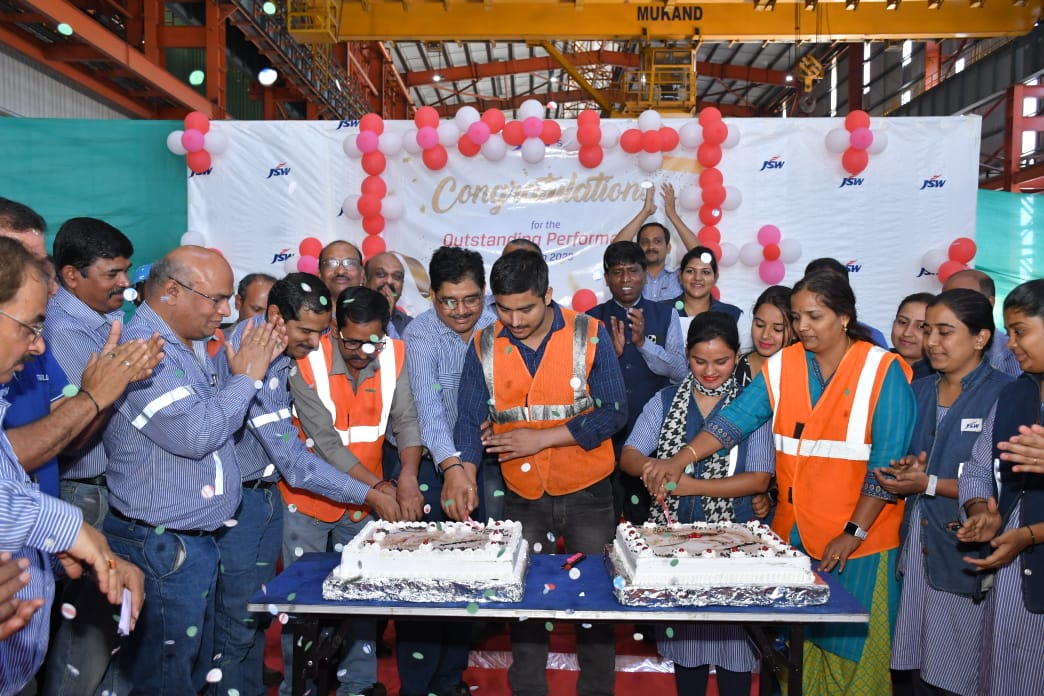 pkmurgan's tweet photo. Time to take pride &amp; celebrate a stellar FY’23 performance—hard work of talented &amp; ardent Vjnr team paid off.

Our agile team clocked highest-ever Q4 production and HSM-2 also set the benchmark of highest-ever monthly production in the world with its capacity.

Kudos to JSWites! https://t.co/Uq6TU0mqOJ