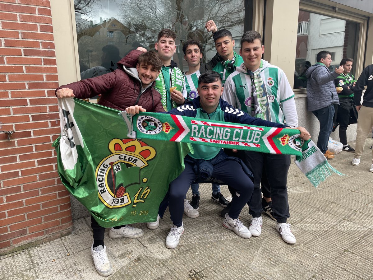 realracingclub's tweet photo. 📸 ¡Burgos verdiblanca! #BurgosCFRacing https://t.co/YIQpKUt02X