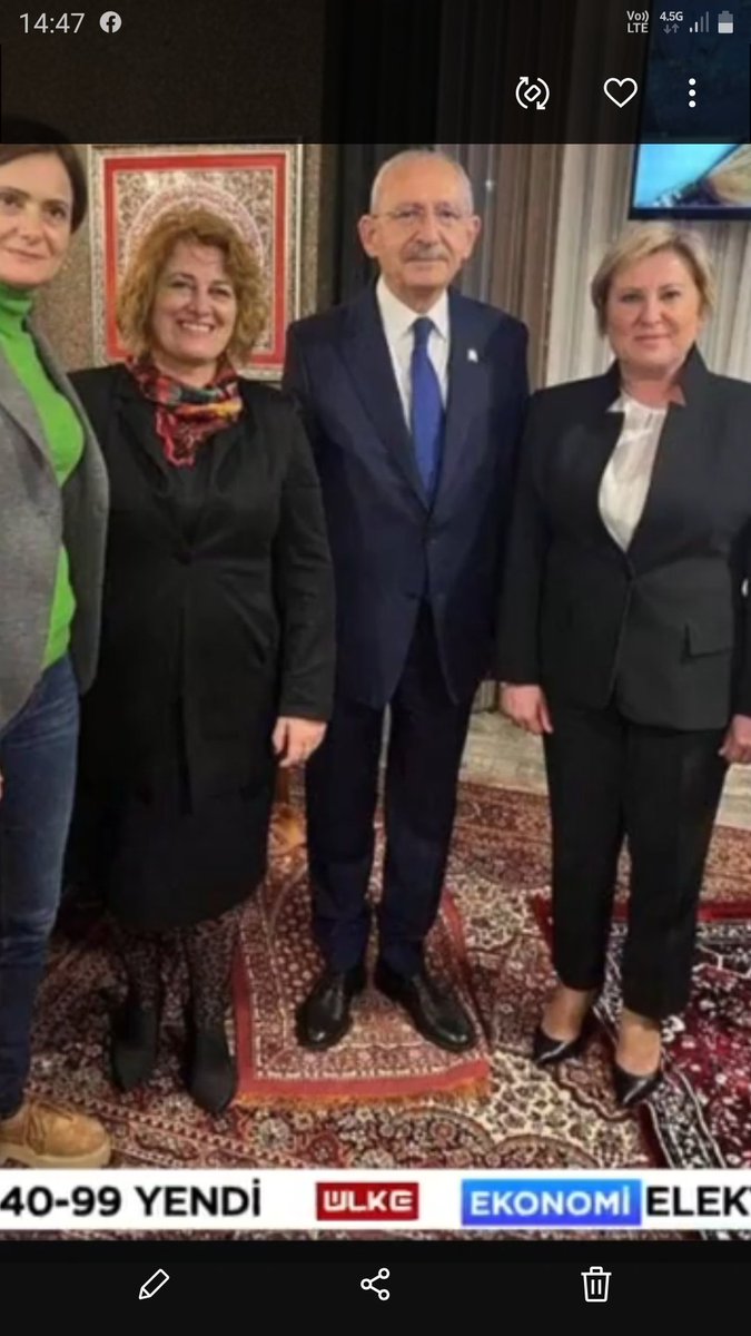 NazrSahin4's tweet photo. @yazik bakin neye basiyor ayjlariyla https://t.co/BcJaEPlfIT
