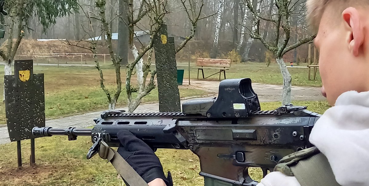 Lichonczak_A's tweet photo. #msbsgrot i #ZAWISZACY.
#TrenujZWojskiem w m. #Giżycko https://t.co/4sDJgp21NL