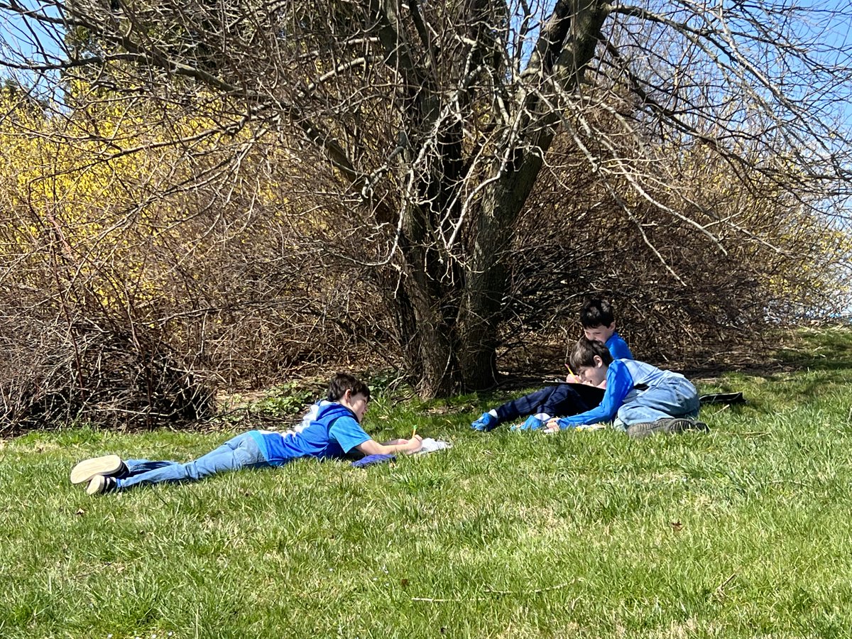 🎨Celebrating Youth Art Month at OES and OIS. <a href="/OctoraraLearns/">OctoraraLearns</a> participated in dress up day activities and sketchbook challenges. Learners are building excitement for the spring Art Shows😎