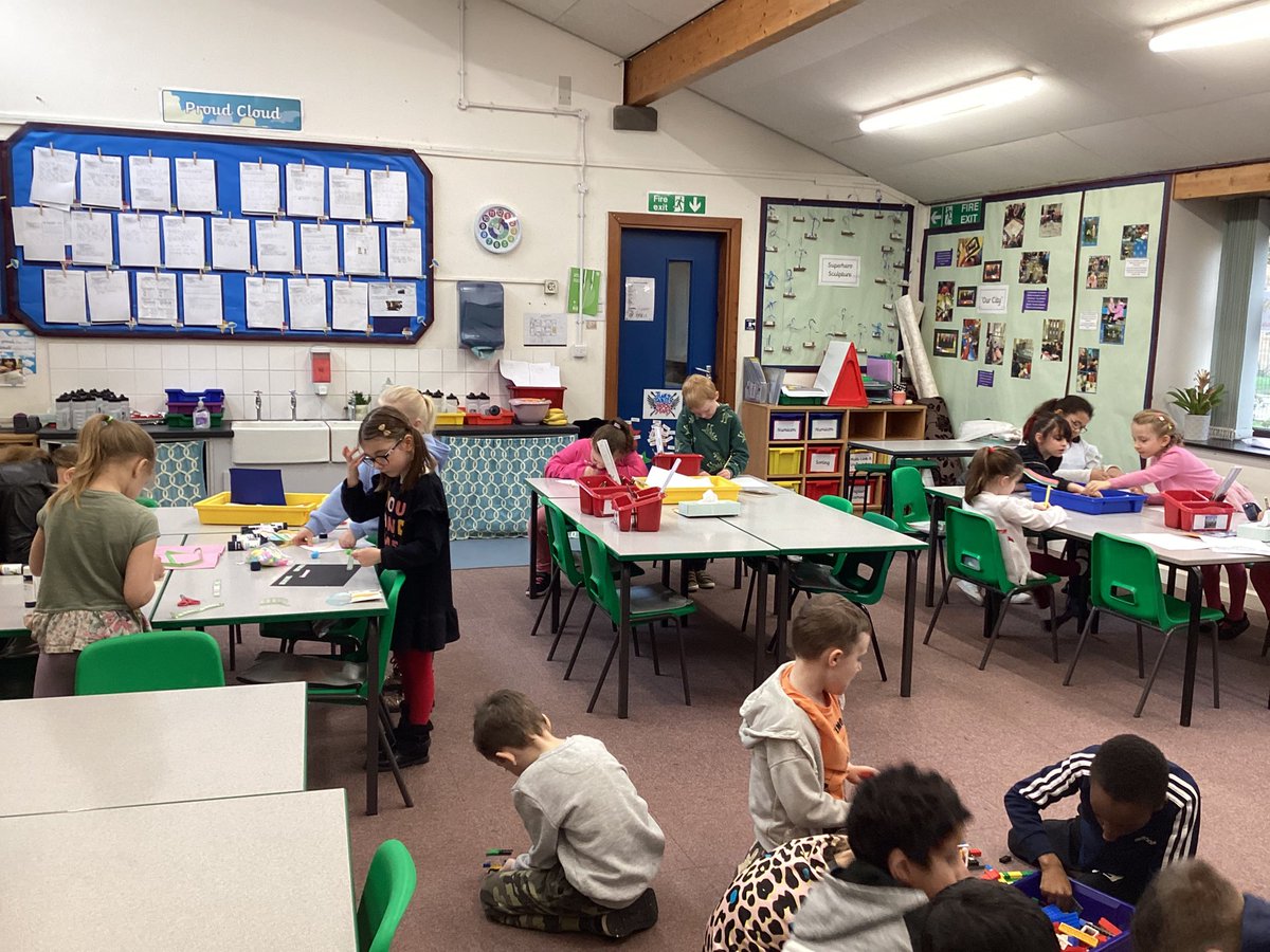 The children had a fantastic rewards day! Amongst the fun, there were Easter crafts, movies, egg hunts and <a href="/YDPltd/">Youth Dreams Project</a> inflatables! #HappyandHealthy