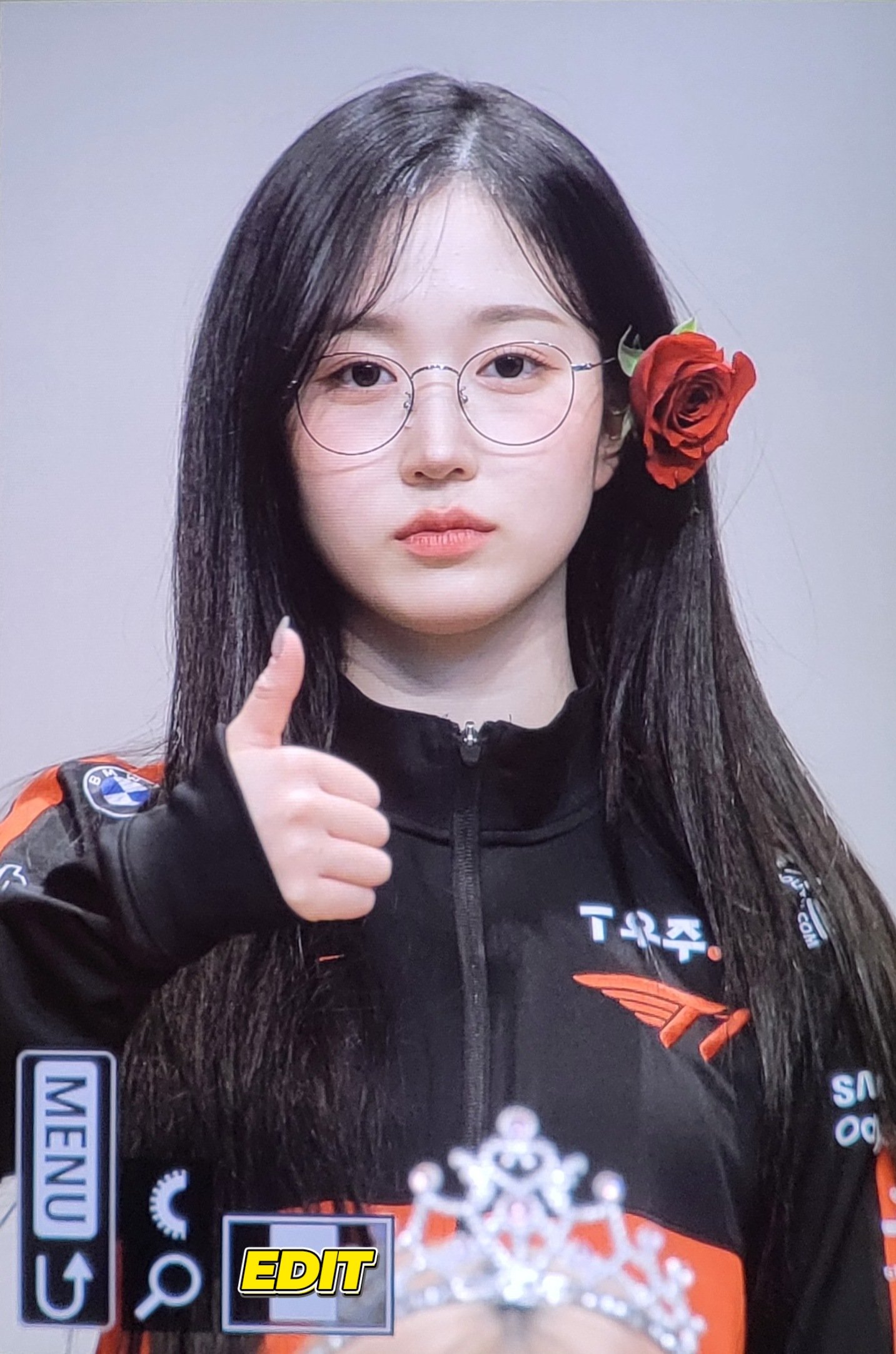 jade-on-twitter-the-t1-jacket-worn-by-nmixx-haewon-was