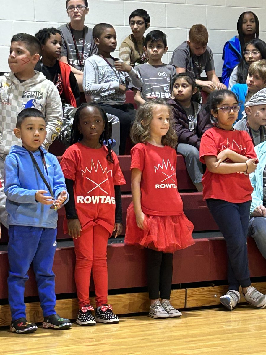JMoes_Class's tweet image. Tribal celebration was a blast! Proud of our Rowtag RedHawks❤️🔥After that, we continued celebrating with some desk cardio! Thank you @JoyWill35245533 for sharing your foam sticks! @ClarkCreekSTEM @lauracasey3