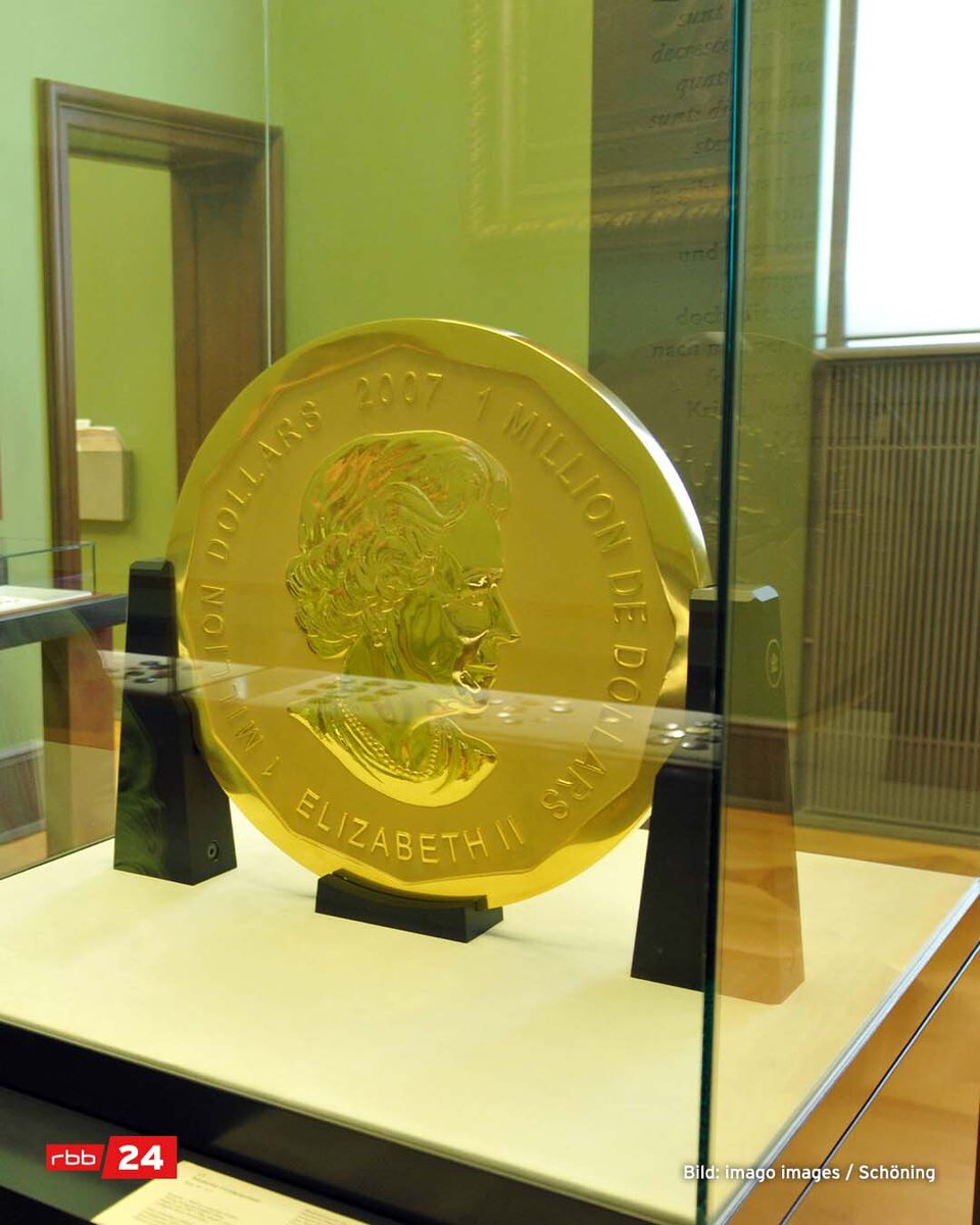 rbb24's tweet image. Vier Jahre später wird aus dem #BodeMuseum die 100 Kilogramm schwere #Goldmünze #BigMapleLeaf gestohlen. "Gewisse Milieus können sich in der großstädtischen Anonymität viel stärker herausbilden", so Rettenberger. Das ganze Interview: rbburl.de/spektakulaerec…
#Berlin #diebstahl