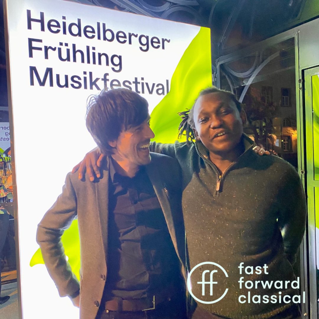 ffwdclassical's tweet photo. Was für ein unglaublicher Abend. Riesenjubel für @Abel_Cellist &amp; @manc_collective mit ihrem Programm „Sirocco“ gestern Abend in der (seit Monaten) ausverkauften Neuen Aula beim @hdfruehling Vielen Dank an alle Beteiligten. #ffwdclassical https://t.co/hFpFtZGZm4