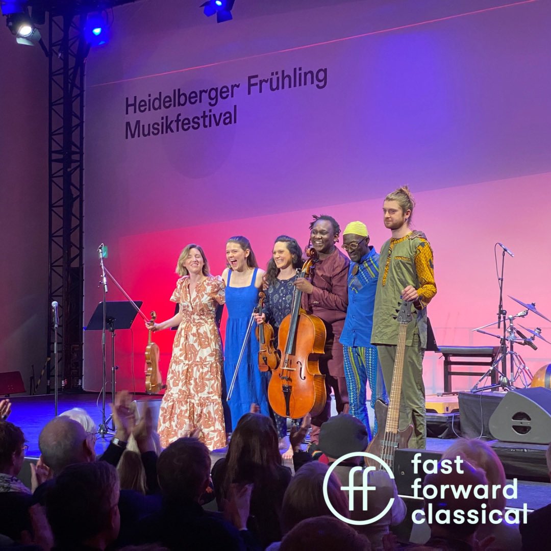 ffwdclassical's tweet photo. Was für ein unglaublicher Abend. Riesenjubel für @Abel_Cellist &amp; @manc_collective mit ihrem Programm „Sirocco“ gestern Abend in der (seit Monaten) ausverkauften Neuen Aula beim @hdfruehling Vielen Dank an alle Beteiligten. #ffwdclassical https://t.co/hFpFtZGZm4