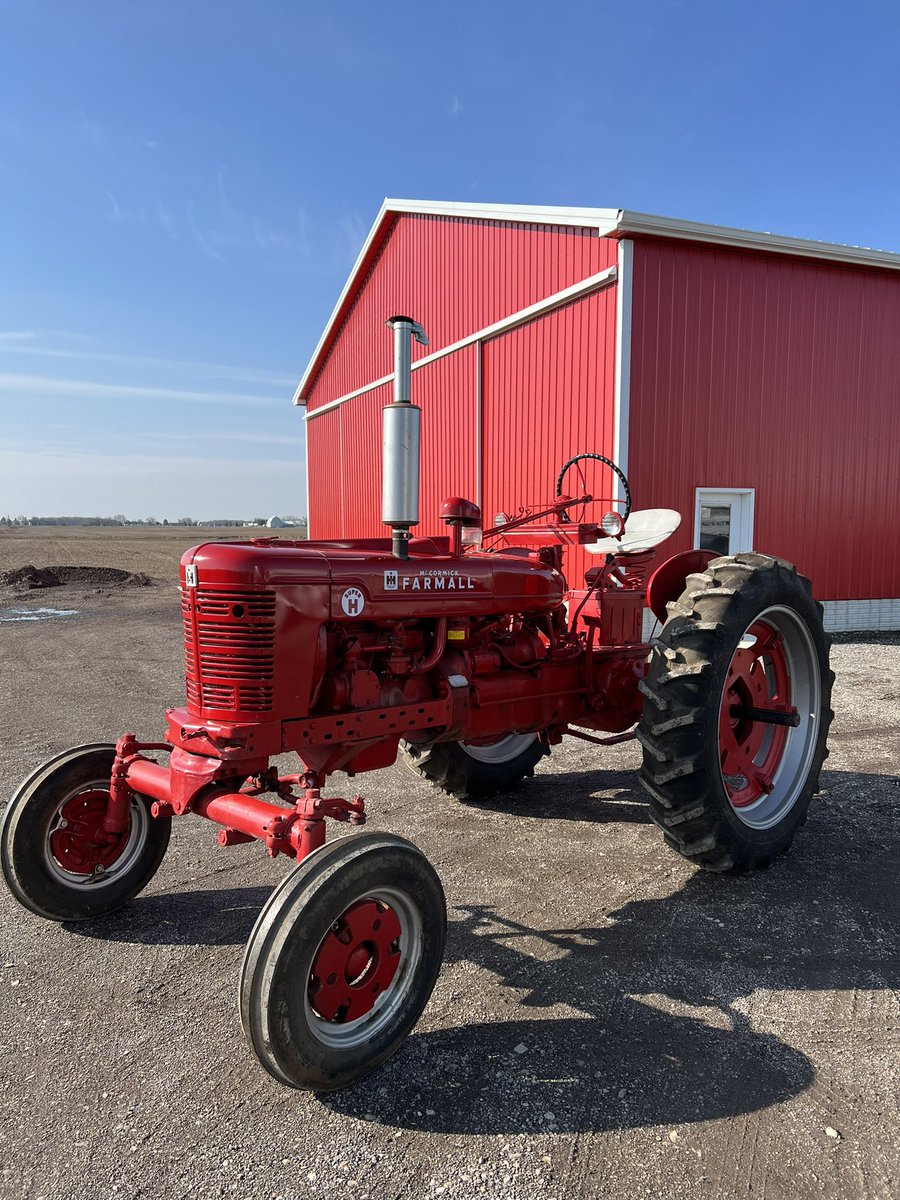 M_Creager's tweet photo. We don’t have many red pieces around but that doesn’t mean we take care of them any less. Making room for more green, let me know if interested. Thanks. https://t.co/Td9f6XZXLD