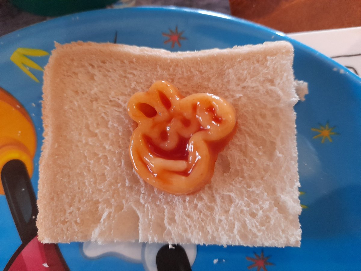 islandobsessed's tweet photo. .@HeinzUK why are these not called "Peppa Pigatoni"?! @peppapig #pasta https://t.co/wVIlBSAZRk