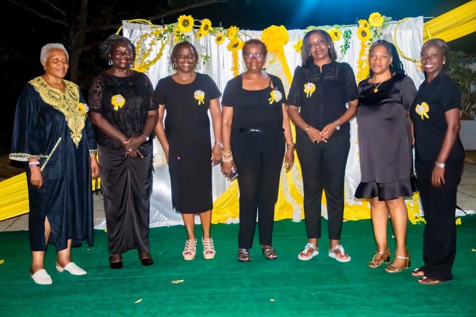 GbaoMariama's tweet photo. Thanks to #Business and  #Professional #Women #Freetown for extending an invitation to @UNWOMEN_SL on their first SPEAKER SERIES. Fantastic speakers @DrAmanyAsfour1,  @MichalaMackay on #challenges and #opportunities for #businesswomen and professionals in the #Digital Age. https://t.co/BHEu7V6UCE