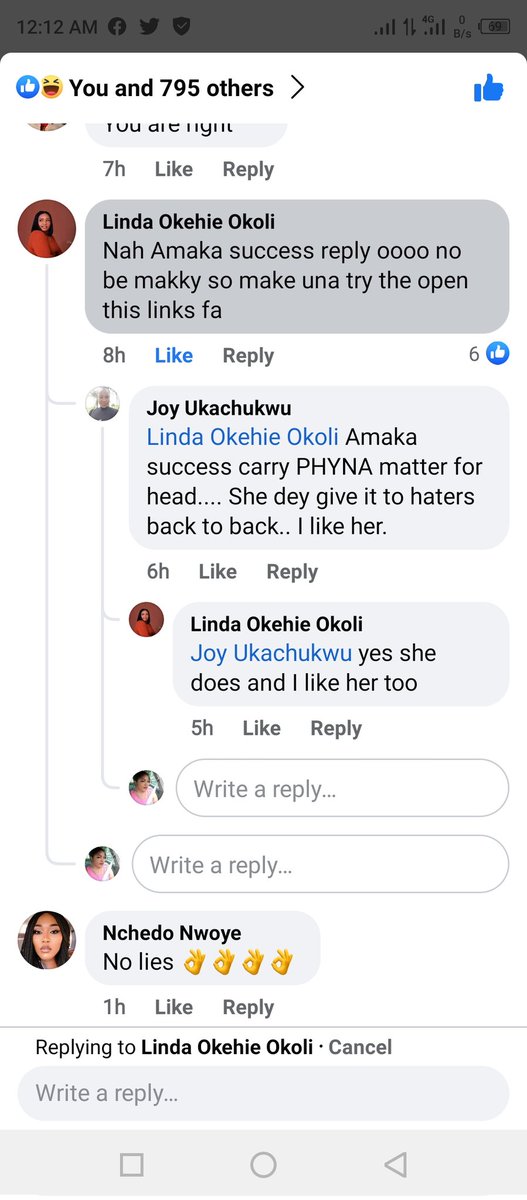 Una say wahala be like wetin again? 🤣🤣 @AmakaSuccess15 has finally entered Facebook blog for defending her fave o🤣. The werey blogger said  I'm Phyna's number 1 fan on twitter 🤣. But man is nothing without vawulence 🤣.

QUEEN PHYNA
PHYNA MEMES
#PhynaTheElephant𓃰 
#Phyna𓃰 