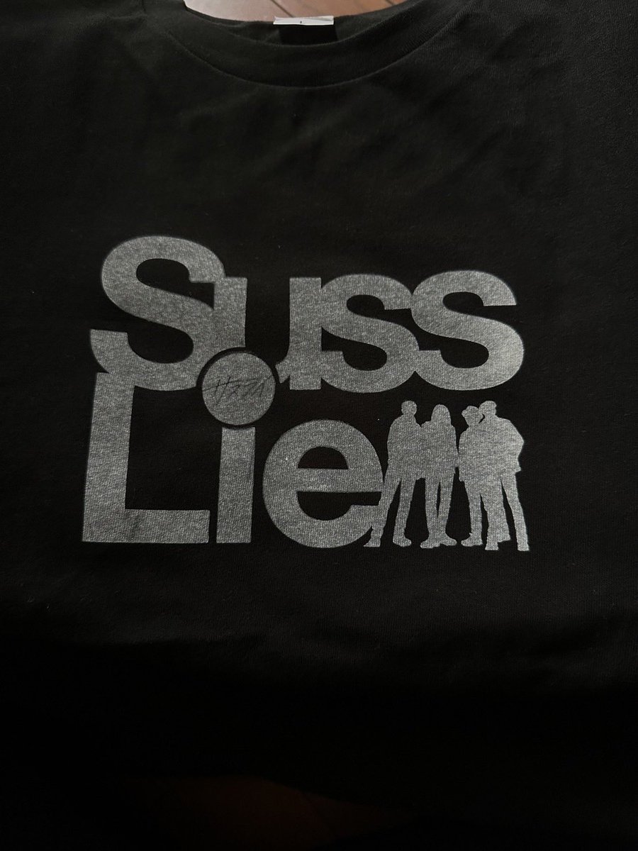 suss_lie's tweet photo. おっさんモデルですみません…
サスライTシャツ作りました。
4/8ライブ会場で販売します。
￥2500でお願いします🤲

4/8(土)サスライPresents Suss-Round ver.00
@下北沢Music Island O
¥2500w/1drink order 
W/太陽民芸　The Tiger 
Open 19:00 Strat19:30
https://t.co/jb2YUYbiLE https://t.co/kVvTqAAenk