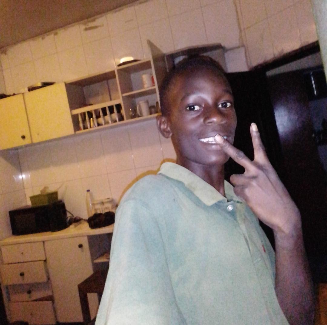 @ronald Sam tweet media