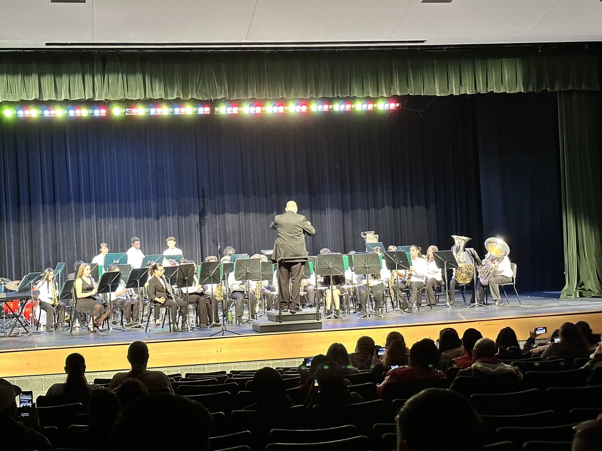 Wave Band tweet media