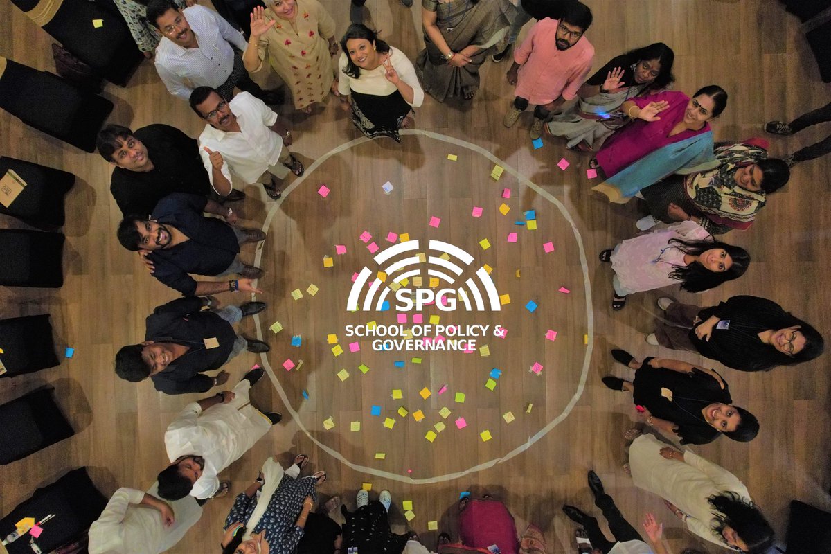 SPG_In's tweet photo. The Fellows imagined building a sustainable city for a livable future.
#SPGNetZero #SPGNetZero #ClimateAction #Fellowship #publicpolicy #politicalleadership #climatechange
@TrinaTalukdar @njalva @madmax2030 @gerogelawrnce @ashokhavarshini @knsravan_ https://t.co/5PNJupRySb