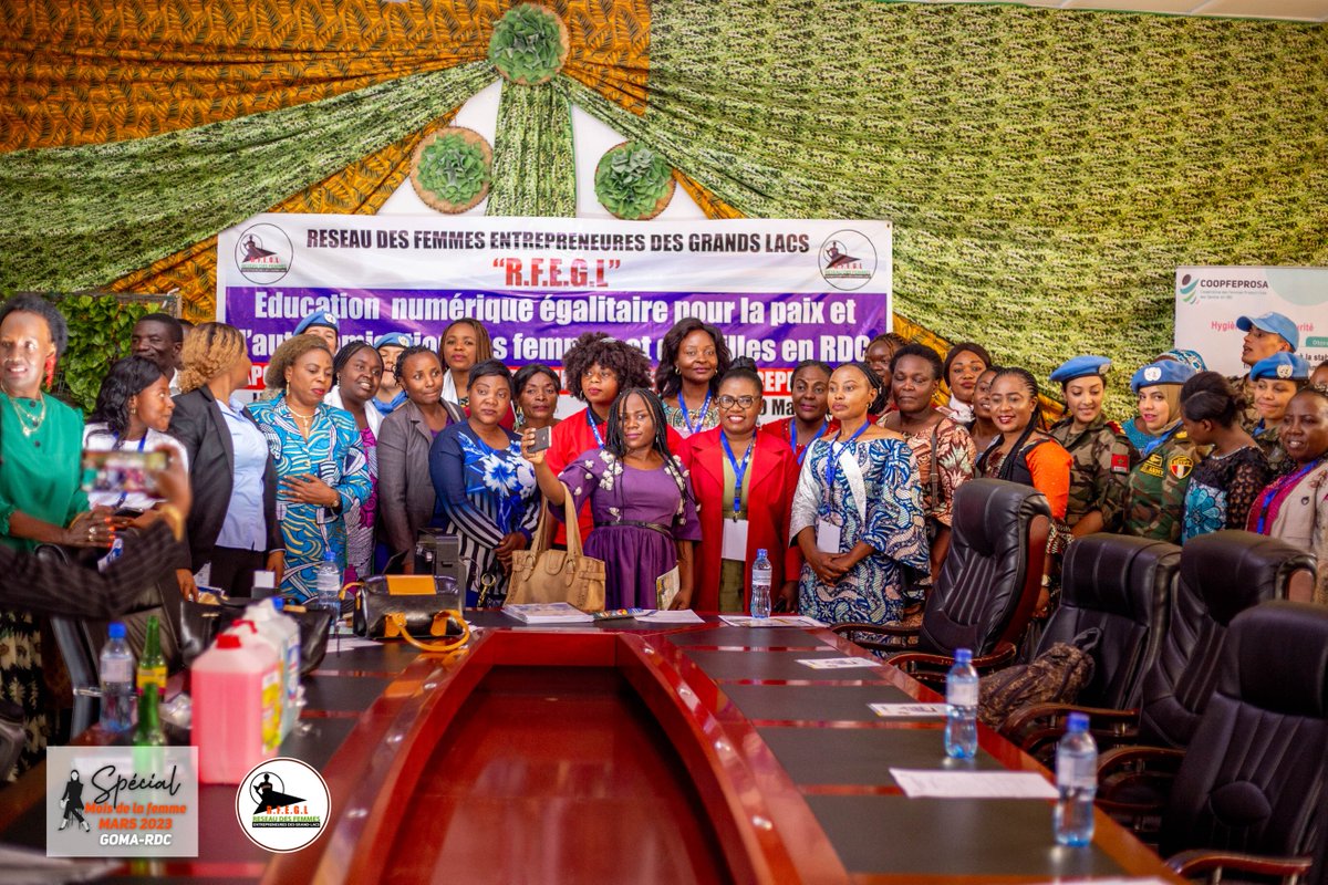 Rfegl_RDC's tweet photo. Pour clôturer ce mois de #Mars dédié aux droits de la #femme #RFEGL a organisé une conférence sur l'éducation numérique égalitaire pour la #paix et l'#auto-nomisation de la #femme et #jeune #fille en collaboration avec #UN contingent #Maroc-ain en #RDC 🇨🇩 en date du 30 mars 2023. https://t.co/0kKsC0KgwA