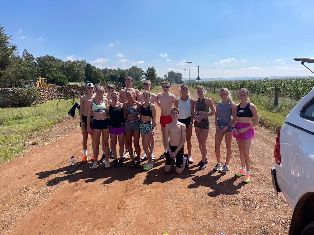 JennyMeadows800's tweet photo. Putting in the tough yards this morning 🇿🇦💪🏼 https://t.co/5OOiN2sPhm