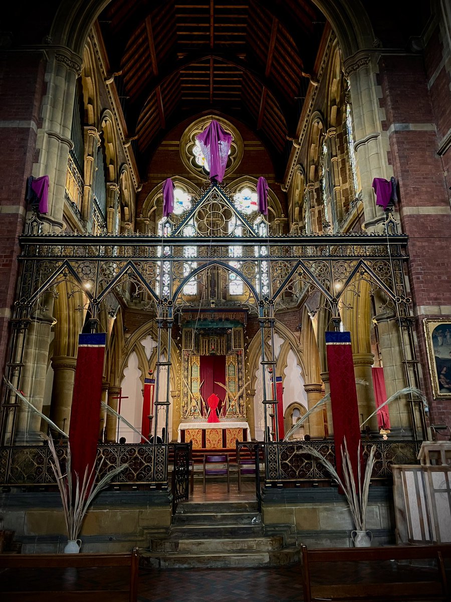 StBarnabasTW tweet media