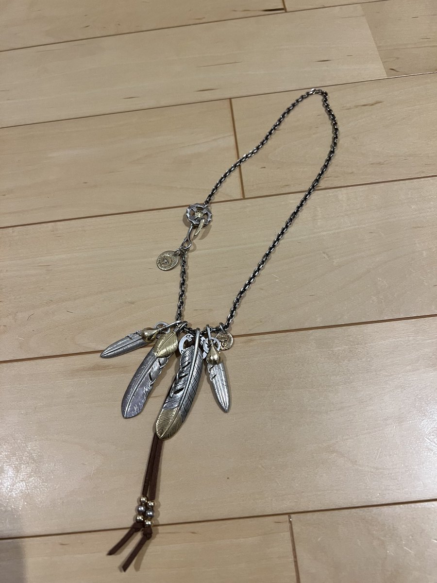 marocarlife's tweet photo. キムタクみたいなおじさんになりたくて…
キムタクに憧れて…

約6年かけてコツコツと集めてきたアクセサリーが今日やっと完成しました😊
本当に長かった…😂
これから大事につけて、いつか子供に譲ろうと思います☺️

#キムタク
#神セット
#TADY&amp;KING https://t.co/p77noUvNpH
