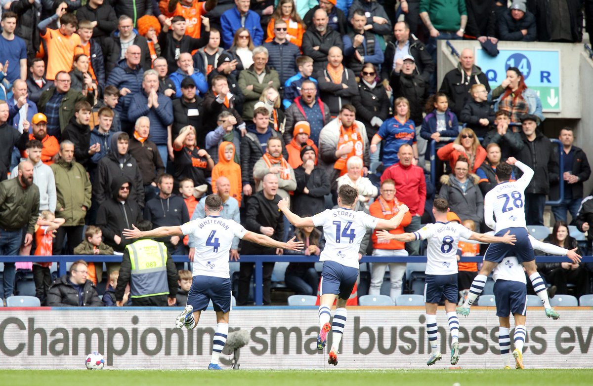 TomSandells's tweet photo. They knew exactly where to go 👀 #pnefc https://t.co/xF6VobEfqE