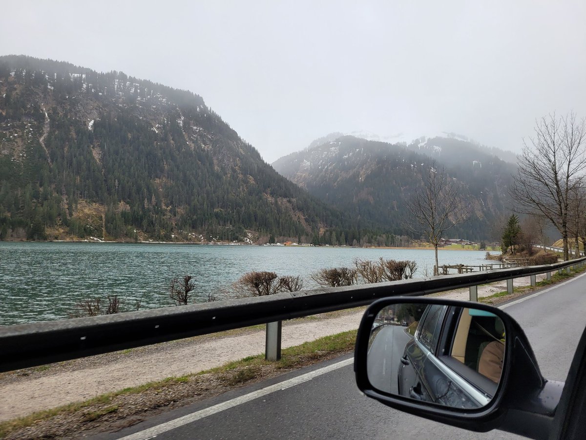 glitzerstadl's tweet photo. April April am Haldensee 🤩 https://t.co/ZmEC4uettI