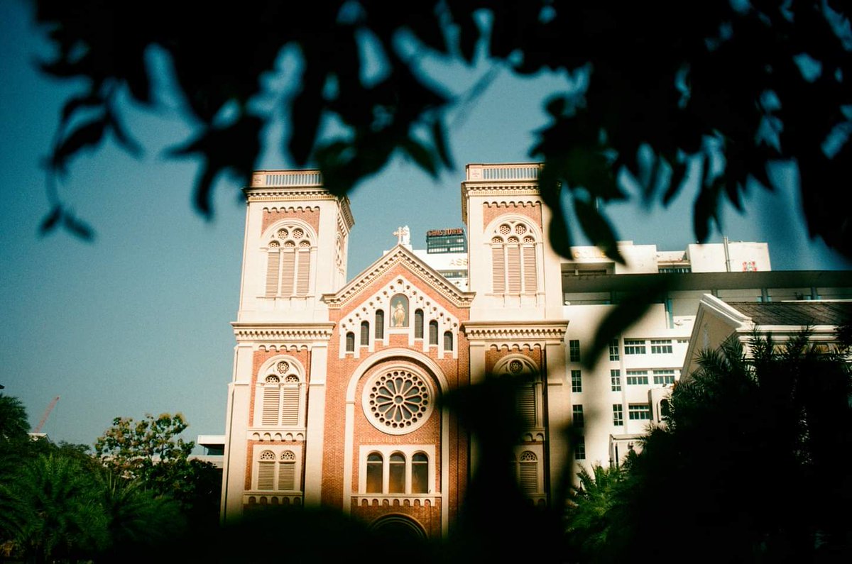 Vanont Ruk tweet media