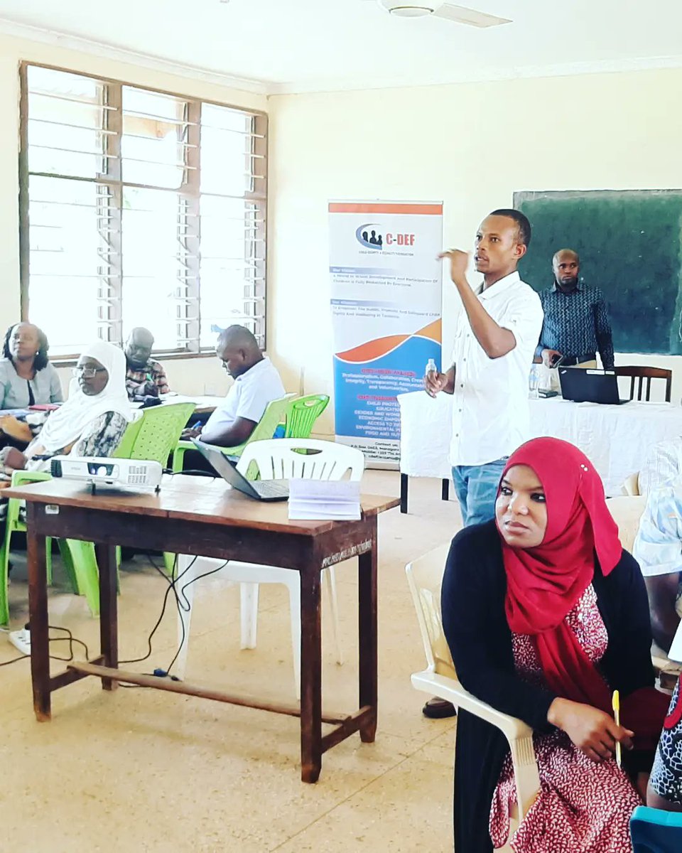 JacobKanka's tweet photo. Talking to education stakeholders @ya_wilaya @mvomerodc @gairodc2022 @morogoro_mc_customercare @morogoromc @kilosadc on safe and inclusive learning environment improve numeracy and literacy in more than 624 Primary Schools. @c_deftanzania https://t.co/d8G0xErC5o