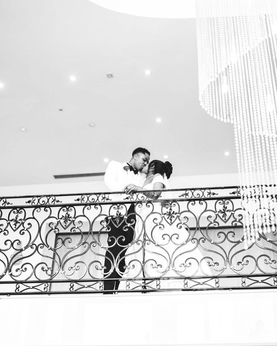 BOOK YOUR WEDDING FILM &amp; PHOTOGRAPHY WITH US 🎥📸  

Winners of HITCHED 2023 best videographer awards‼️

👁️😍 #creatives #events #film #photography #filmmakers #content #photo360 #weddingpackage #booknow #weddingday 

#VisionaryStudiosUK #VisionaryFilmsUK