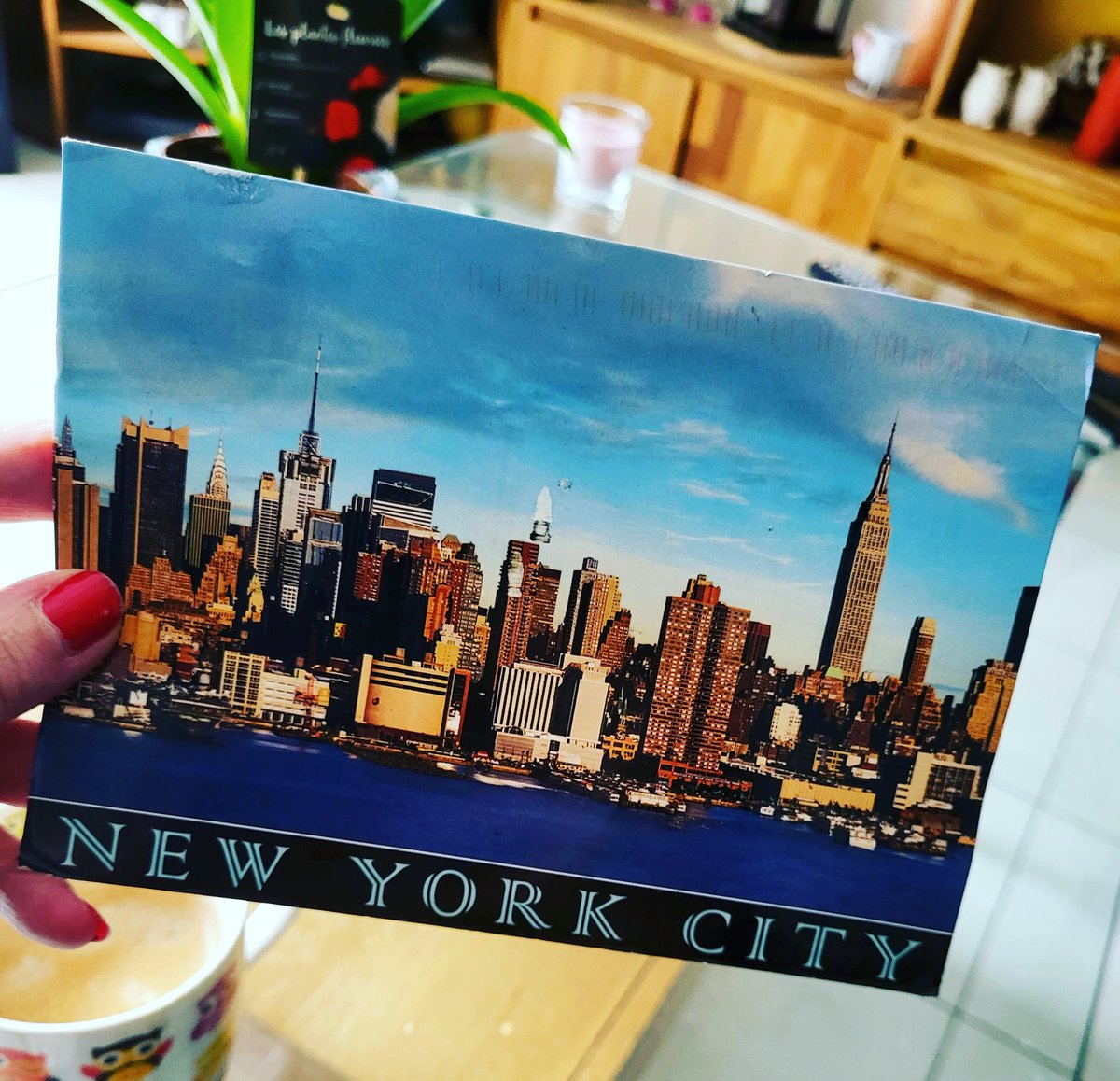 oeyajedi's tweet photo. 😍😍😍 #postalcardaddict #retro #soVintage #NewYorkCity https://t.co/5OHkdkhRpE