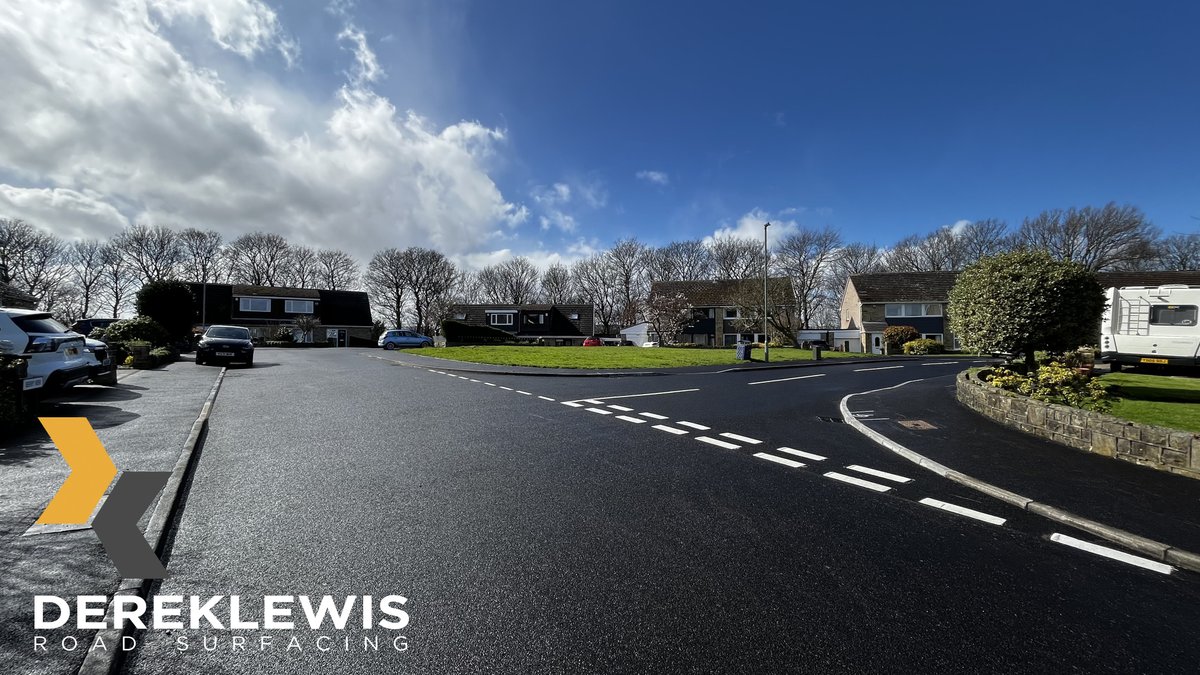 Blagden Lane, Berry View &amp; Edale Avenue ...all part of a combined major resurfacing programme recently completed by us. 

#roadsurfacing #yorkshire #civilengineering