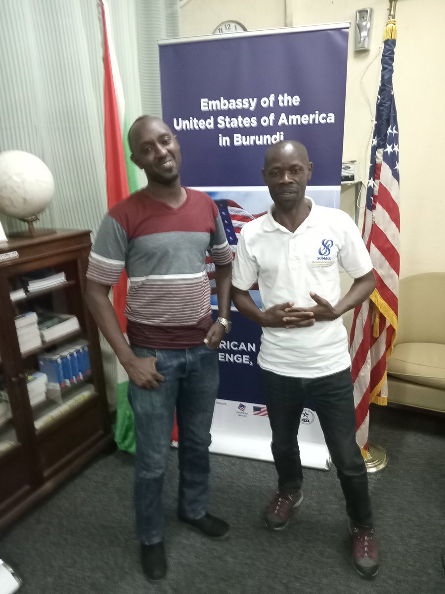 I was pleased to meet  Ndayambaje Jean Marie  Gibbon journalist at #Indundi Magazine at #AmericanCorner. He is experienced in videograhy  and promised  #network