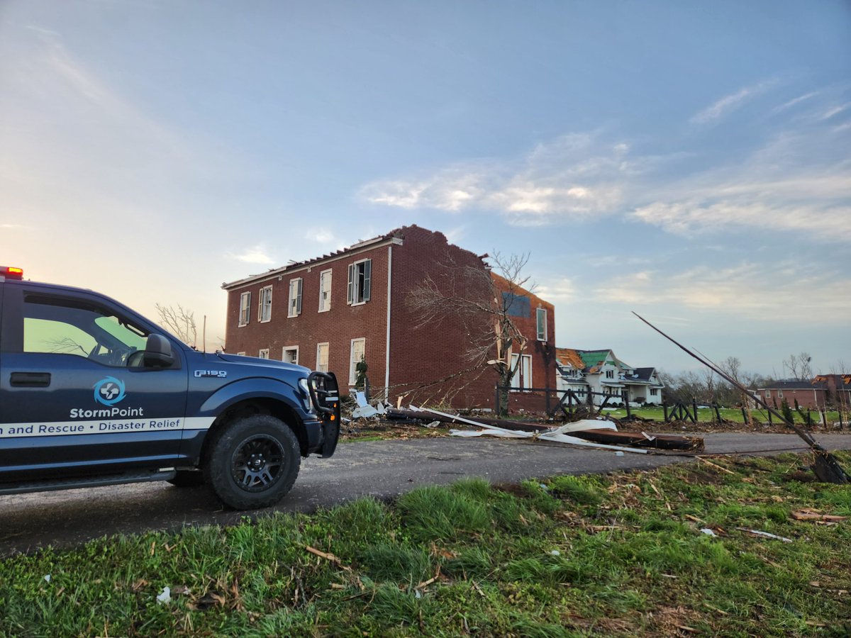 StormPoint1's tweet photo. Our team has been operating in severe weather and damaged areas throughout the night in Middle Tennessee. This morning after search and rescue operations we're using our drones to create damage maps. https://t.co/kJbJ9zl1AW