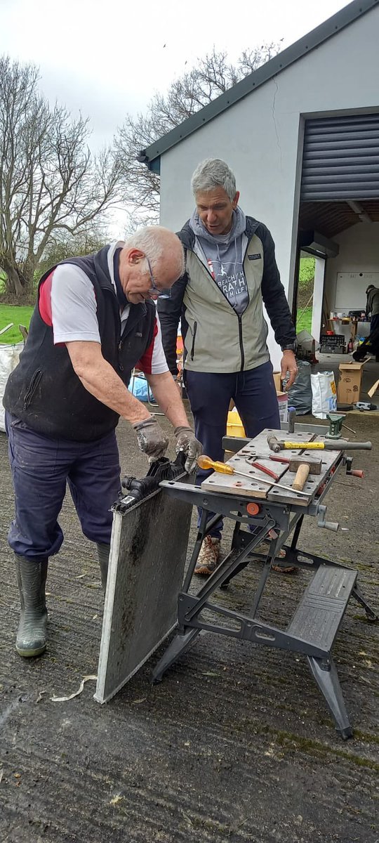 1105_bsac's tweet photo. Saturday #scrapmetal sorting out by @1105_bsac members. Hopefully there will a big pot of #money for the club👌. Well done team. #scuba #recycling #ukdiving @BSACdivers https://t.co/oy2Krkh3CM