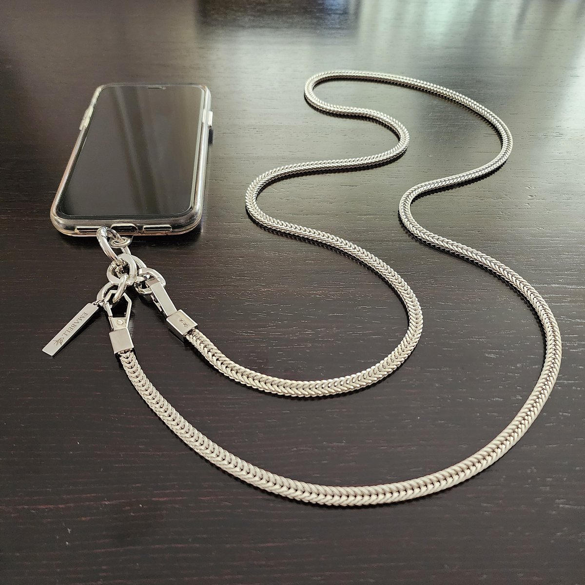 EmabellCollectn's tweet photo. Tired of digging through your bag to find your phone? Keep it within reach with a smart phone strap or lanyard! Perfect for busy people who need their devices on hand at all times. Stay organized and stress-free with this practical accessory.
https://t.co/bvIhMjMs2k https://t.co/BMhjcUvKOt