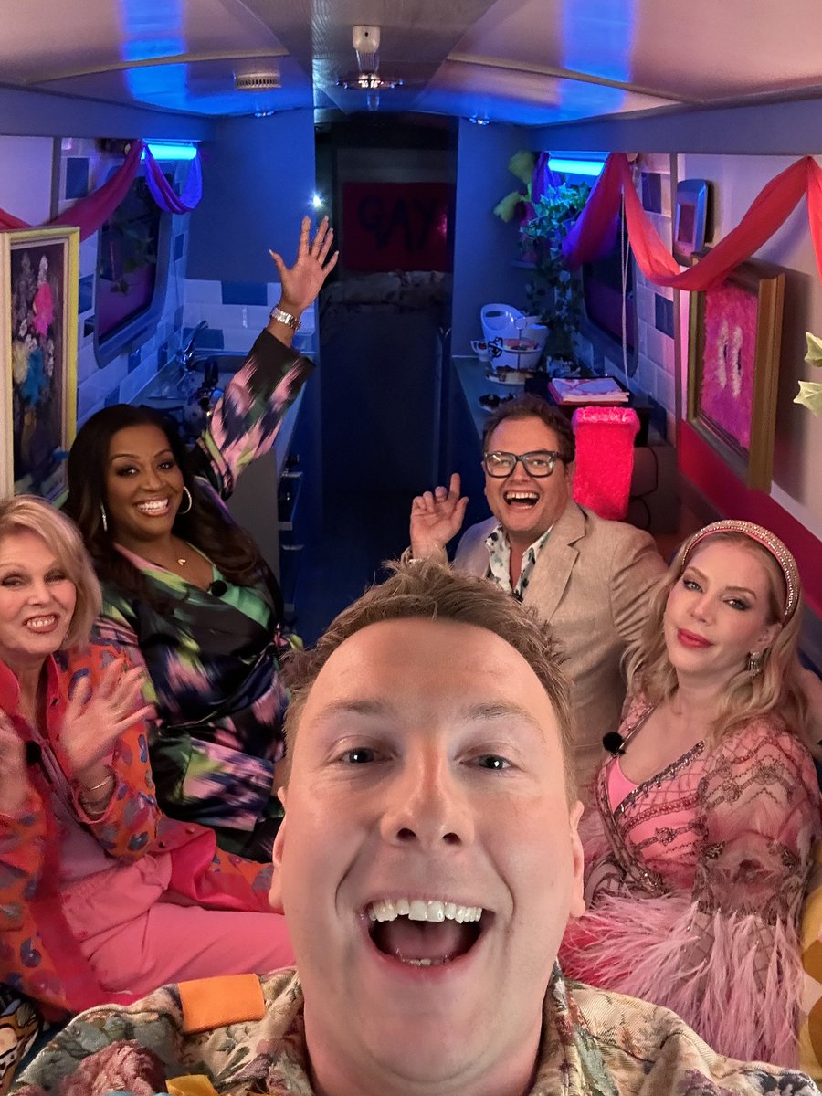 Thank you to everyone for watching last night’s debut #LateNightLycett - never had a reaction like it. Plus very strong ratings, averaging over a million. So proud of the team, the guests, and the people of Birmingham. Can’t wait for next week. 🌈🐂