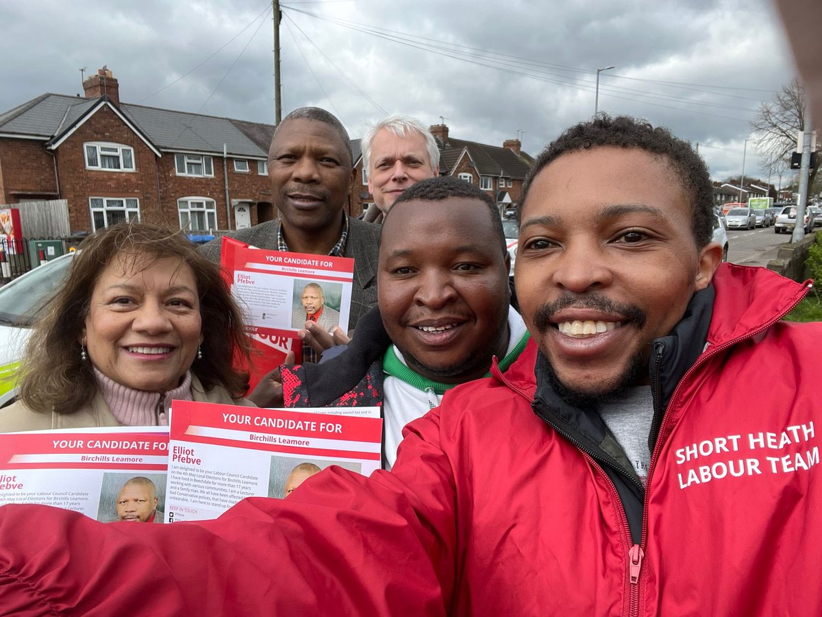 Valerie_VazMP's tweet photo. Flying start in Birchills Leamore @EPfebve @UKLabour @WalsallLabour https://t.co/CFb2DotSVJ