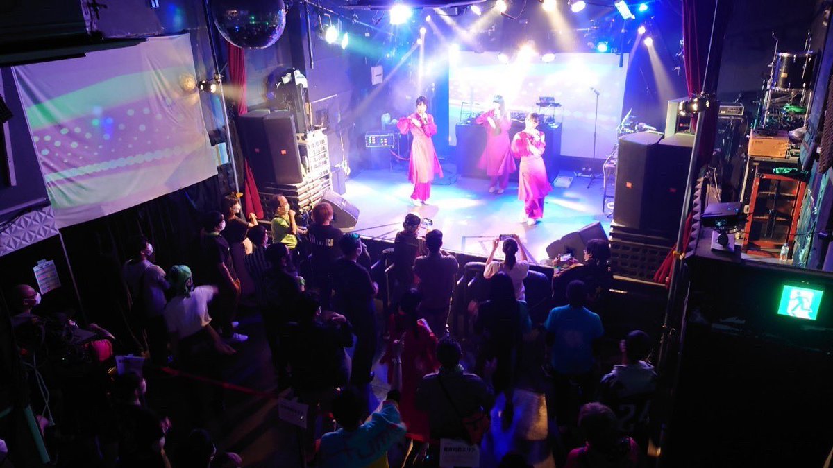 WaRM 祝8周年💗💗💗
あっという間に9年目です😳！
今年の周年動画は仙シャンメドレー🫶🏻
大好きなメドレー是非見てください！
youtu.be/dIT0YBPEBpE
