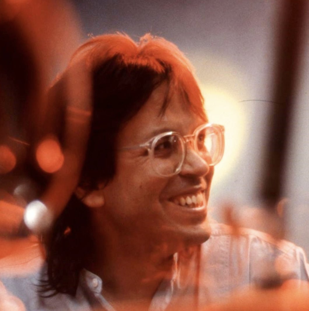 in_yacht's tweet photo. Jeff Porcaro was born on this day in 1954. Porcaro was the preeminent drummer in yacht rock, and helped define the genre both as a founding member of Toto and on tracks including “I Keep Forgettin’”, “Lowdown”, “FM”, “Turn Your Love Around”, “I.G.Y.” and “Mornin’”. https://t.co/SavU3LjaNJ