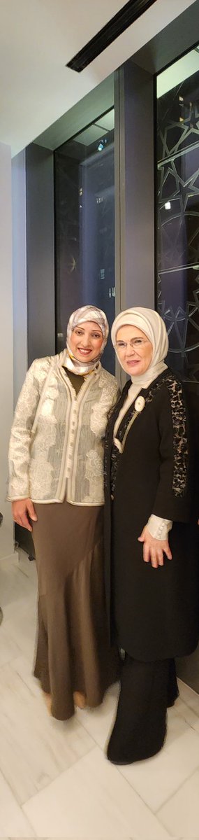 DrUzmaSyed's tweet photo. It was a pleasure breaking fast with Her Excellency @EmineErdogan at @TRConsulNY . She thanked the community for outpouring of monetary donations &amp; over 2k tons of goods which were sent for the earthquake relief.  She also announced being named the chair @UN panel for Zero Waste https://t.co/P9Q4SVB6wB