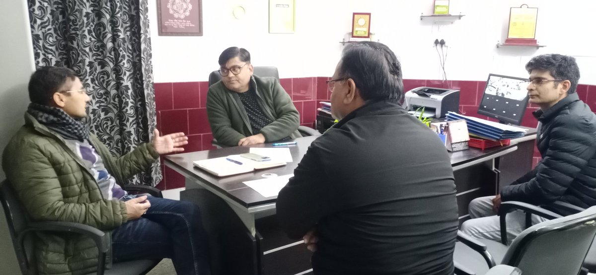 REAPUttarakhand's tweet photo. REAPPithoragarh: Today a meeting was held under the chairmanship of APD /DMM #USRL . Key discussion point were
#CLF registration
#CLF business plan
#Lakhpati didi
@basava_ias @nitikakh22 @SecyRDUK @CDO_Pithoragarh @UsrlmPithoragar @ganeshjoshibjp https://t.co/Y0mxn4HGJb