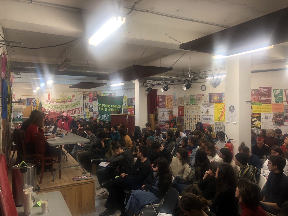 🔥 Succès de la 4e Coordination Nationale Etudiante

Plus de 140 personnes présentes pour plus de 40 facs représentées pour cette 4e CNE à Paris. Contre Macron et sa réforme on lâchera rien !