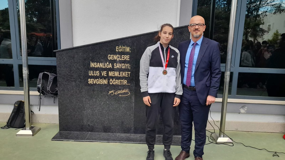 MEB Antalya Liseler arası Gençler 65 kg. Serbest Güreş Şampiyonu Zeynep SUCU olmuştur. Sporcu öğrencimize Türkiye şampiyonasında başarılar dileriz🥇💐💪 🤼‍♀️ #UğurdaAktifYaşam