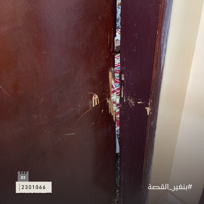 tarmeemCharity's tweet photo. قصتنا 10 | لحظة انكسار! 🏚️🍂

أبو فهد يعول (17) فرد من أسرته، بناته (2) يعانون من الفصام العقلي ويحتاجون عنايه خاصه، دخله ضعيف ما يغطي احتياجاتهم، وبيته قديم ما يحميهم من حر الصيف ولا برد الشتاء..

كل اللي يتمنى أبو فهد بيت يحمي أسرته
وبعطائكم #بنغير_القصة لقصة سعادة وفرح