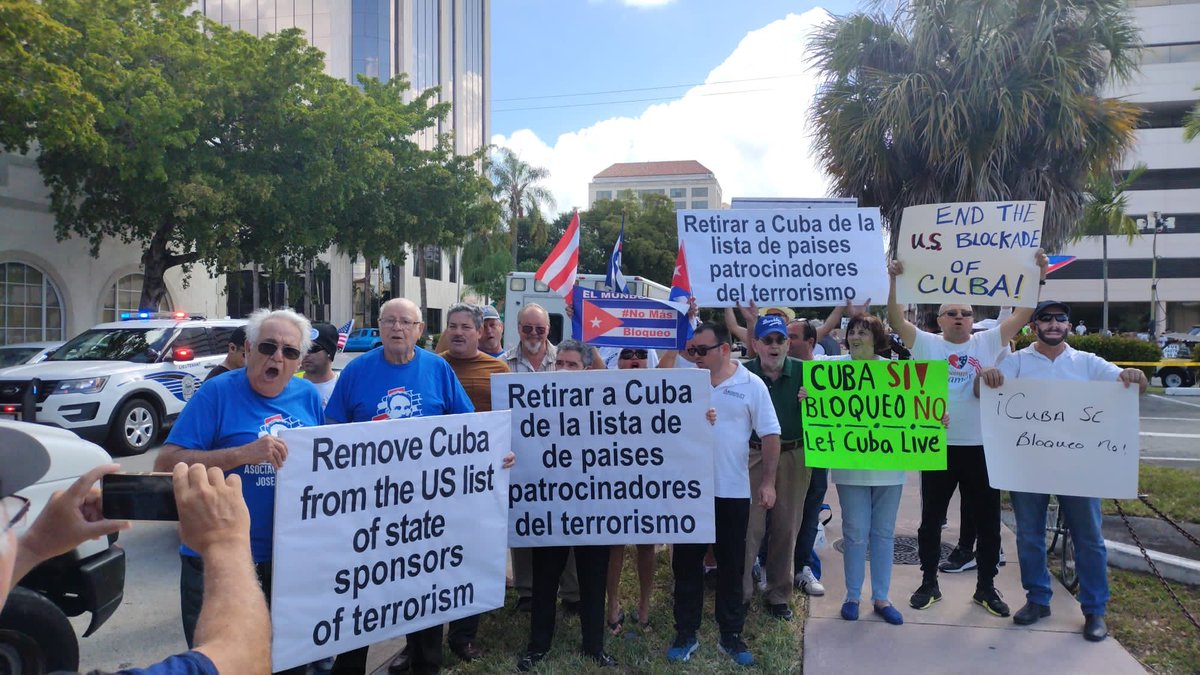 Sin frenos voy a continuar exigiendo No mas bloqueo contra #Cuba 
#SaldremosAdelante
#DefendiendoCuba
#PuentesSiBloqueoNo 
@cdi_lascolinas