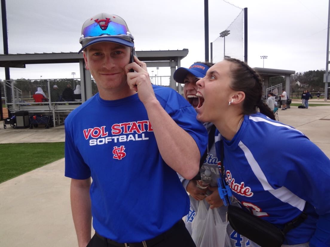 🥎 Conference is Calling, it’s Game Day for your #14 ranked Lady ‘Neers 🥎

🆚 | #4 Walters State
⌚️ | 3:00 pm/ 5:00 pm
📍 | Gallatin, Tennessee  
🖥️ | youtube.com/@VolStateSport…