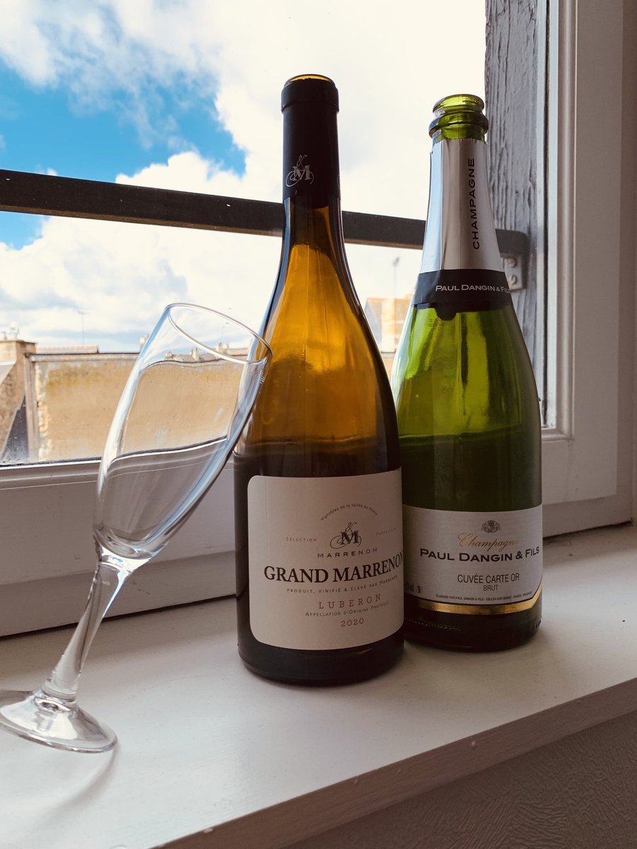 Moment convivial entre collaborateurs et administrateurs avec à l’honneur nos commerçants locaux !

Parce que c’est aussi ça une banque attachée à son territoire 🤝