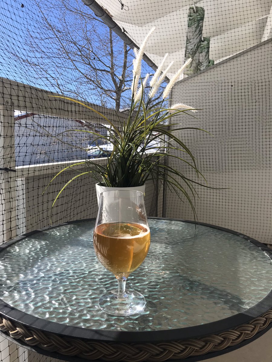 CarlgrenJacob's tweet photo. På en ny plats. https://t.co/lmtVWRvZnM
