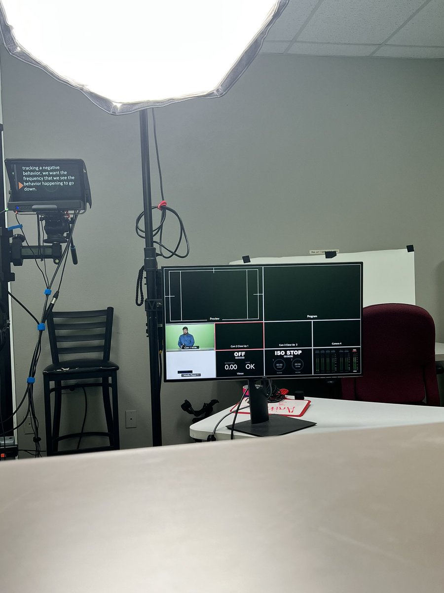 IsraelTheActor's tweet image. It felt good being back on set again. Always nice to have direct bookings too!

israelvarela.net